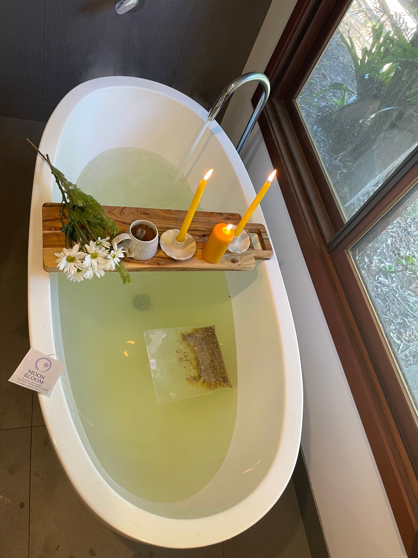 Moon Bloom – Skin Care Bath Tea